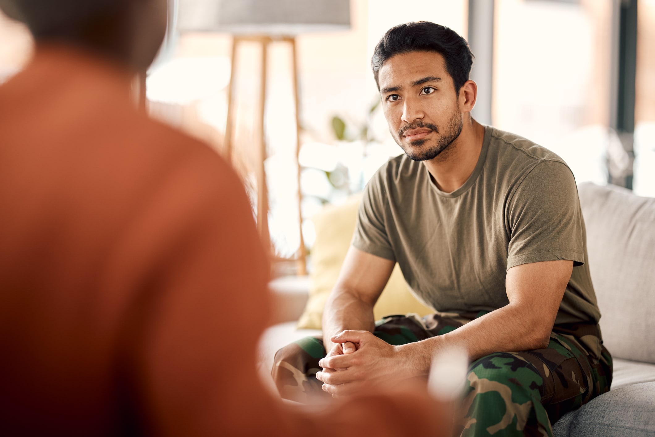 eating disorder treatment for men and women, man in therapy